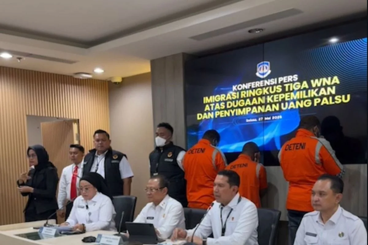 Penegakan Hukum Intensif: Bareskrim Segel Gudang LPG, Imigrasi Bongkar Investasi Palsu WNA, dan Tembakan Jeki Murib di Papua