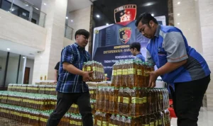 Penggerebekan Pabrik Minyakita Ilegal di Sidoarjo: Isi 1 Liter Hanya 700 ml, Omzet Capai Rp 234 Juta