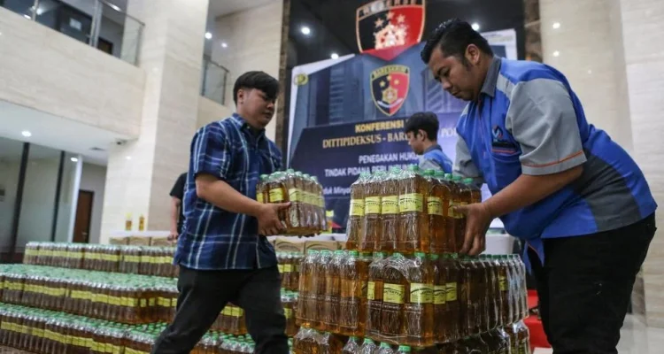 Penggerebekan Pabrik Minyakita Ilegal di Sidoarjo: Isi 1 Liter Hanya 700 ml, Omzet Capai Rp 234 Juta