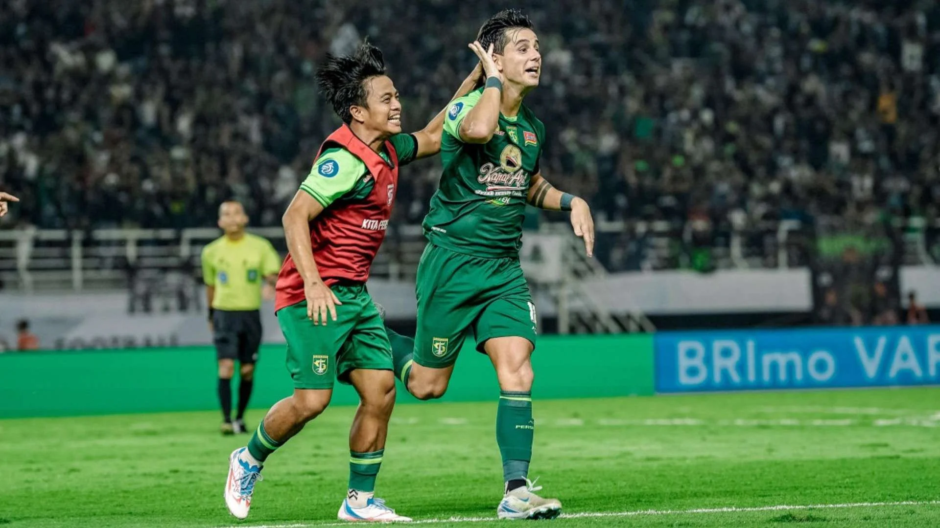Persebaya peringkat empat: Surabaya Kunci Posisi di Super League 2025/2026