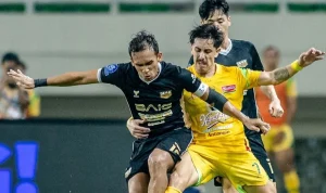 Persebaya Surabaya Selip 2 Poin dari Empat Besar Usai Kemenangan Dramatis atas Malut United