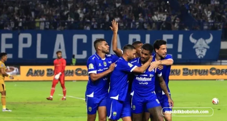 Persib vs Bhayangkara: Persiapan Intensif dan Tekanan Puncak Klasemen Super League 2025/26