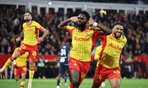 Pertarungan ‘lens vs’: Dari Kacamata, Kamera, hingga RC Lens di Ligue 1