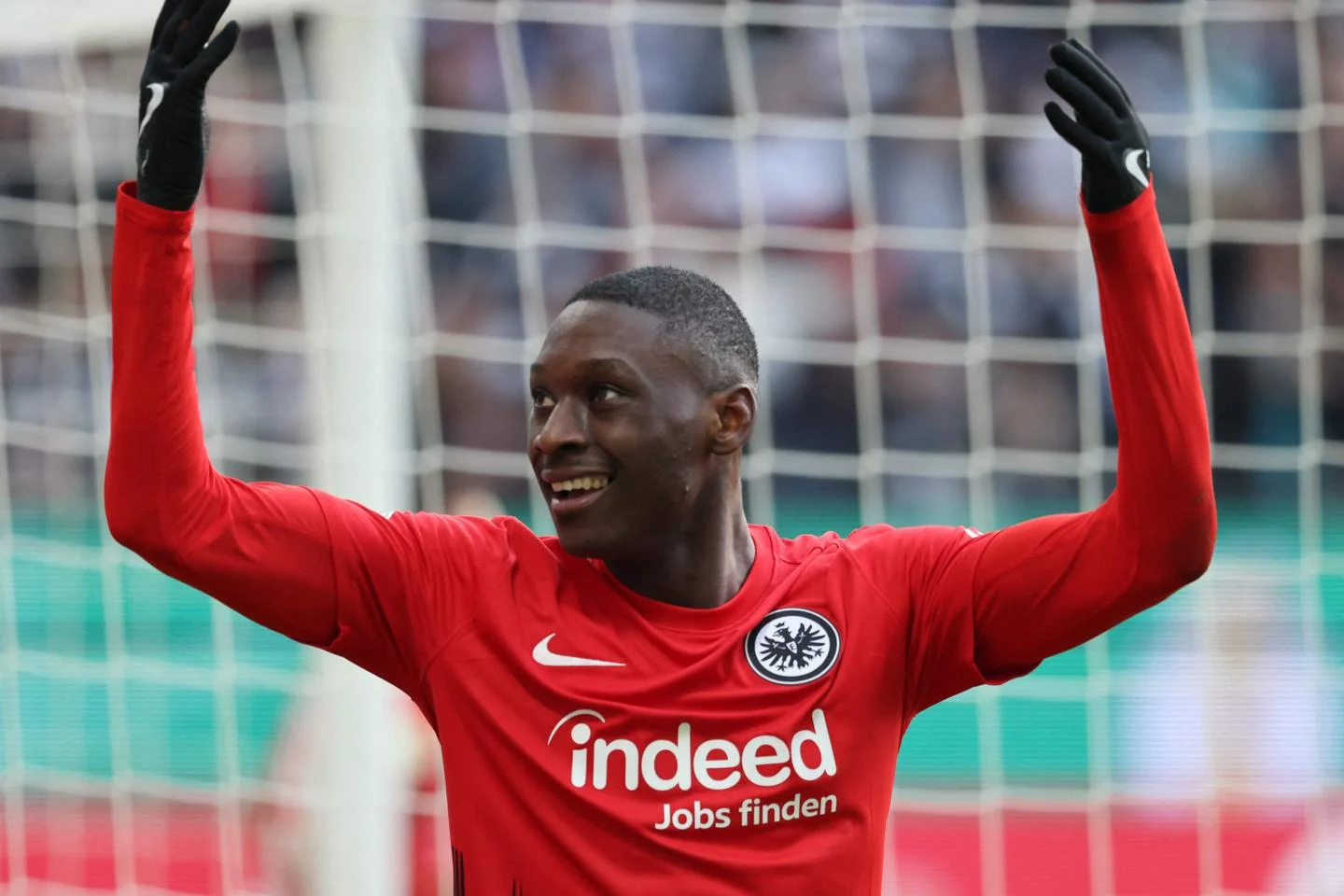 Randal Kolo Muani di Batas Transfer Besar: Liverpool atau AC Milan? Simak Detailnya!