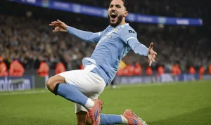 Rayan Cherki Bawa Manchester City Unggul dalam Duel Panas melawan Arsenal di Etihad