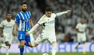 Real Madrid vs Deportivo Alavés: Kemenangan Dramatis yang Merapatkan Jarak dengan Barcelona