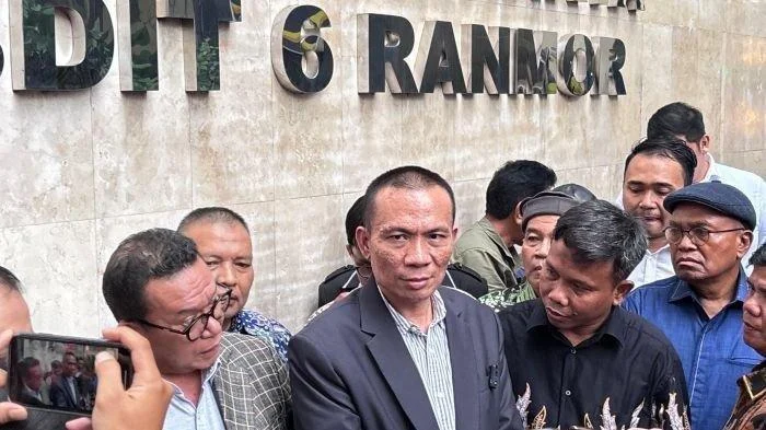 Rekam Jejak Rismon Sianipar: Dari Siantar ke Pendukung Setia Jokowi dengan Gelar Dr.Eng dan M.Eng