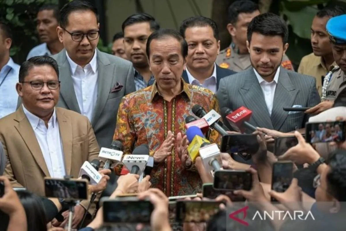 Roy Suryo di Tengah Geger Ijazah Jokowi: Tuduhan Pendanaan, Tantangan Rismon, dan Penolakan Jusuf Kalla