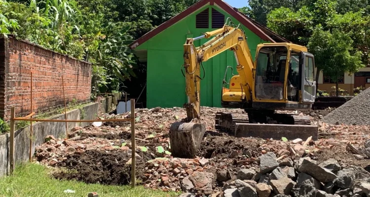 Ruang Perpustakaan Dibongkar di SDN Tlogo 2 untuk Koperasi Merah Putih, Nasib Siswa Terancam