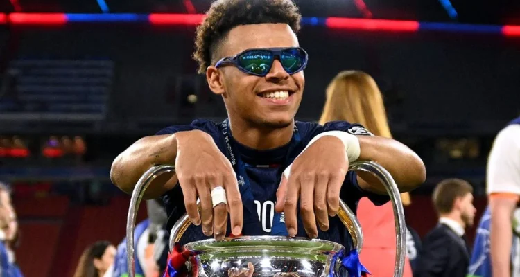 Senny Mayulu: Bakat Muda PSG yang Bisa Mengguncang Liverpool dengan Harga €12 Juta