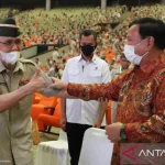 Silaturahmi Purnawirawan TNI: Menteri Pertahanan Gelar Diskusi Eksklusif di Kemhan, Sementara ALASTUA TNI AD Angkat Boxing untuk Persaudaraan Generasi Muda