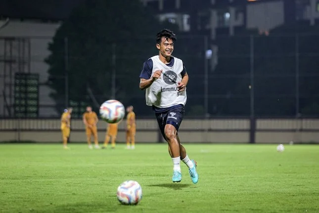 Suwon FC Genggam Harapan Promosi di K League 2: Perjuangan di Tengah Persaingan Sengit Musim 2026