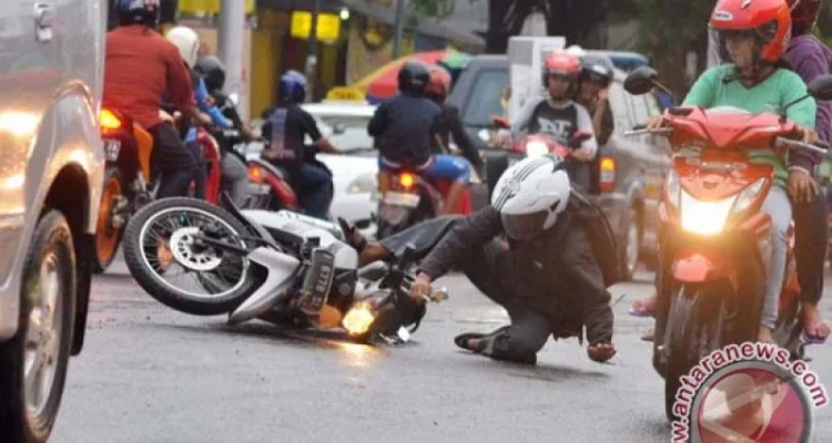 Tragedi kecelakaan motor Yogyakarta: Lansia 80 tahun Meninggal Usai Pengendara Tak Pakai Helm Tabrak Pejalan Kaki