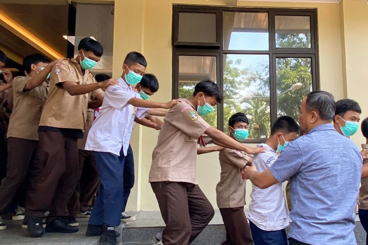 Tragedi Penembakan di Sekolah Menengah Kahramanmaras: Siswa Kelas 8 Bawa Lima Senjata, 9 Tewas dan 13 Terluka