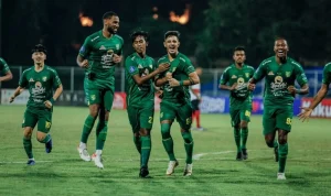 Trio MBG Kembali di Panggung Derbi Suramadu: Prediksi Bonek tentang Line‑Up Persebaya yang Mengguncang