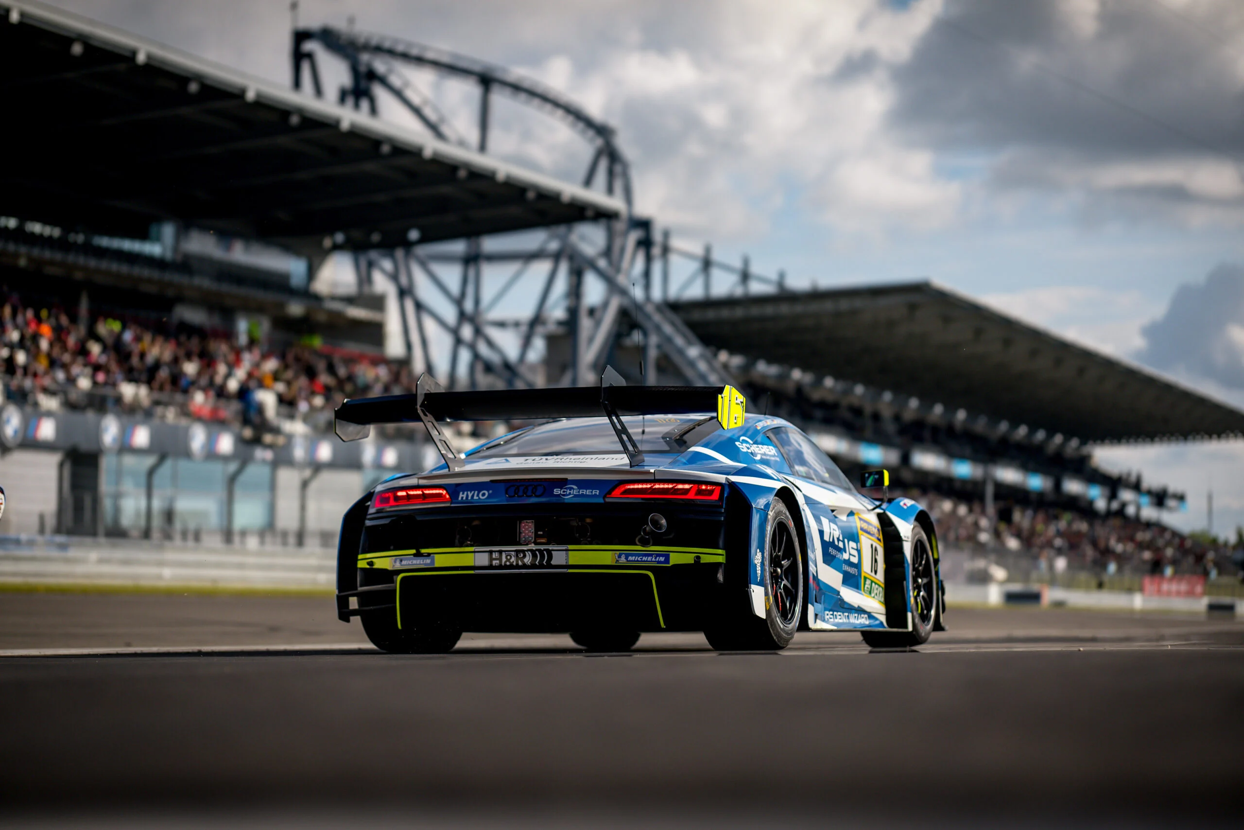 Veteran Pembalap Finlandia Juha Miettinen Tewas dalam Kecelakaan Tujuh Mobil di ADAC 24h Nürburgring