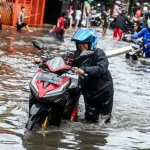 Waspada Hujan Lebat 4 Hari di Jawa Barat: BMKG Keluarkan Peringatan Siaga