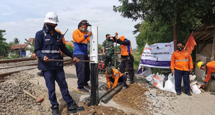 YLKI Desak KAI Evaluasi Sistem, Perlintasan Tidak Sebidang Jadi Kunci Cegah Kecelakaan Kereta Berulang