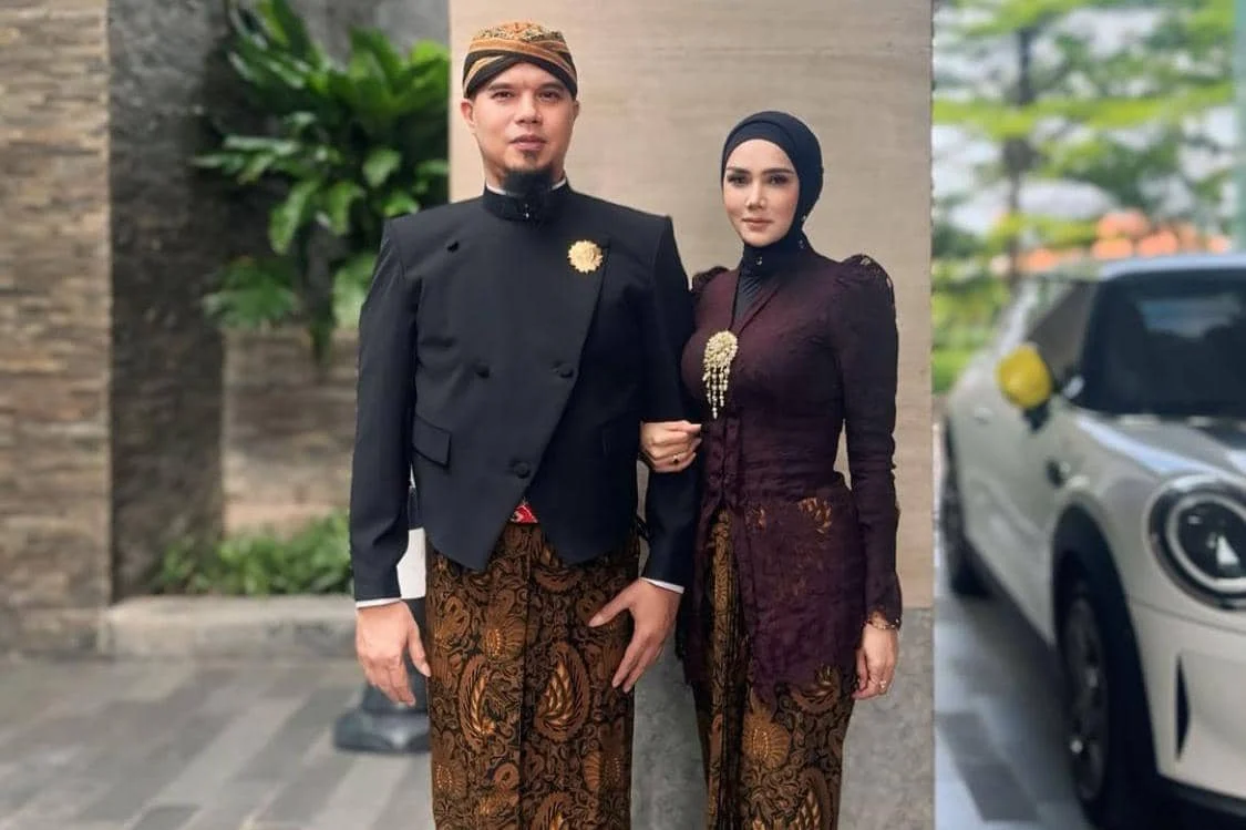8 Fakta Kisah Cinta Mulan Jameela dan Ahmad Dhani, Penuh Kontroversi