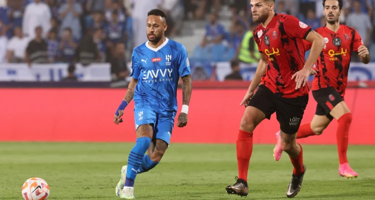 Al Hilal Kian Makin Dekat Gelar Saudi Pro League: Taktik, Bintang, dan Duel Menegangkan di Prince Mohamed bin Fahd Stadium