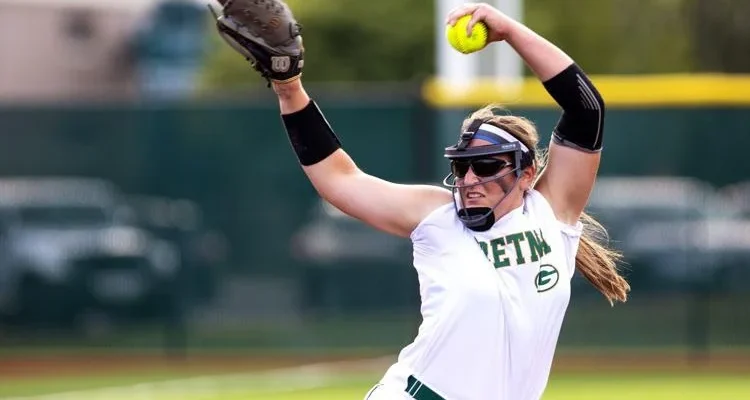 Alexis Jensen Dinobatkan sebagai Finalis Freshman of the Year, Alabama Softball Tampilkan Dominasi