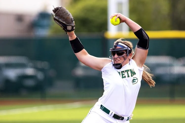 Alexis Jensen Dinobatkan sebagai Finalis Freshman of the Year, Alabama Softball Tampilkan Dominasi