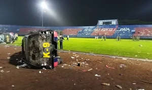 Almere Mengalami Kericuhan: Kebakaran Pusat Data dan Pertandingan Sepak Bola