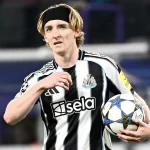 Anthony Gordon Sepakat dengan Bayern Munich, Newcastle Minta Biaya Transfer £75 Juta