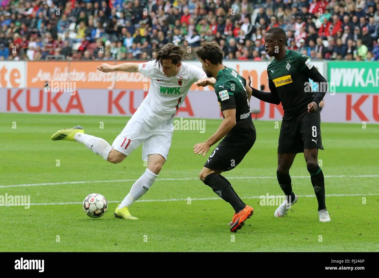 Augsburg Menghancurkan Mönchengladbach 3-1, Michael Gregoritsch Menjadi Pahlawan
