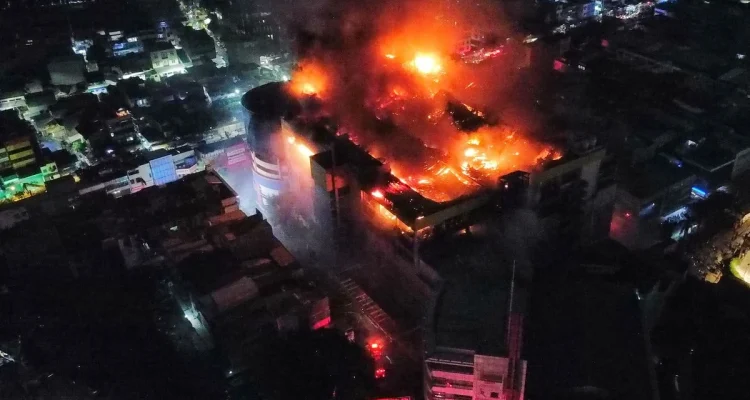 Berita Hari Ini: Kebakaran Glodok Plaza dan Dampaknya