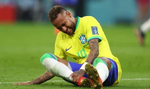 Cedera Paha Neymar Memicu Kekhawatiran Sebelum Piala Dunia