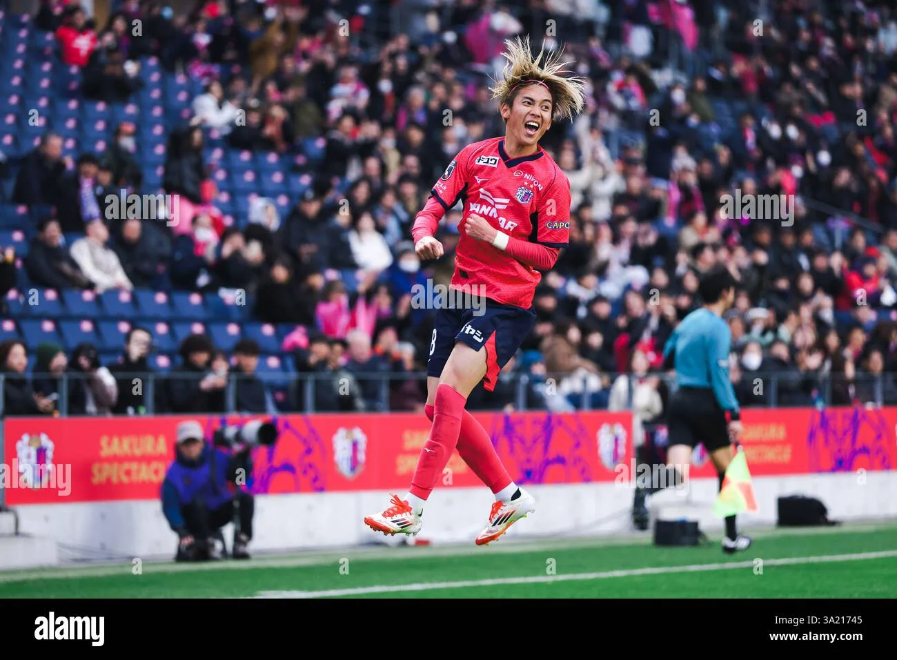 Cerezo Osaka Raih Kemenangan Telak atas Nagoya Grampus di J1 League