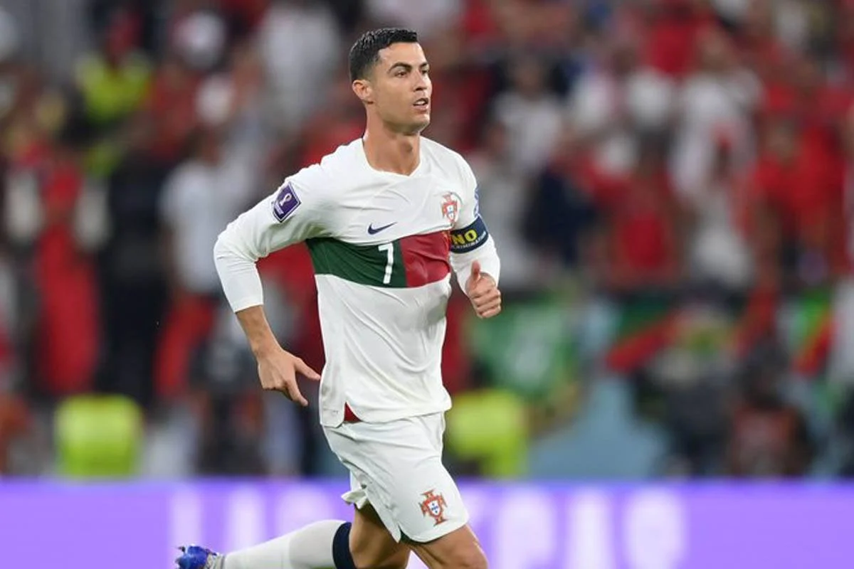 Cristiano Ronaldo, Pemain Terbaik Sepanjang Masa Asal Portugal