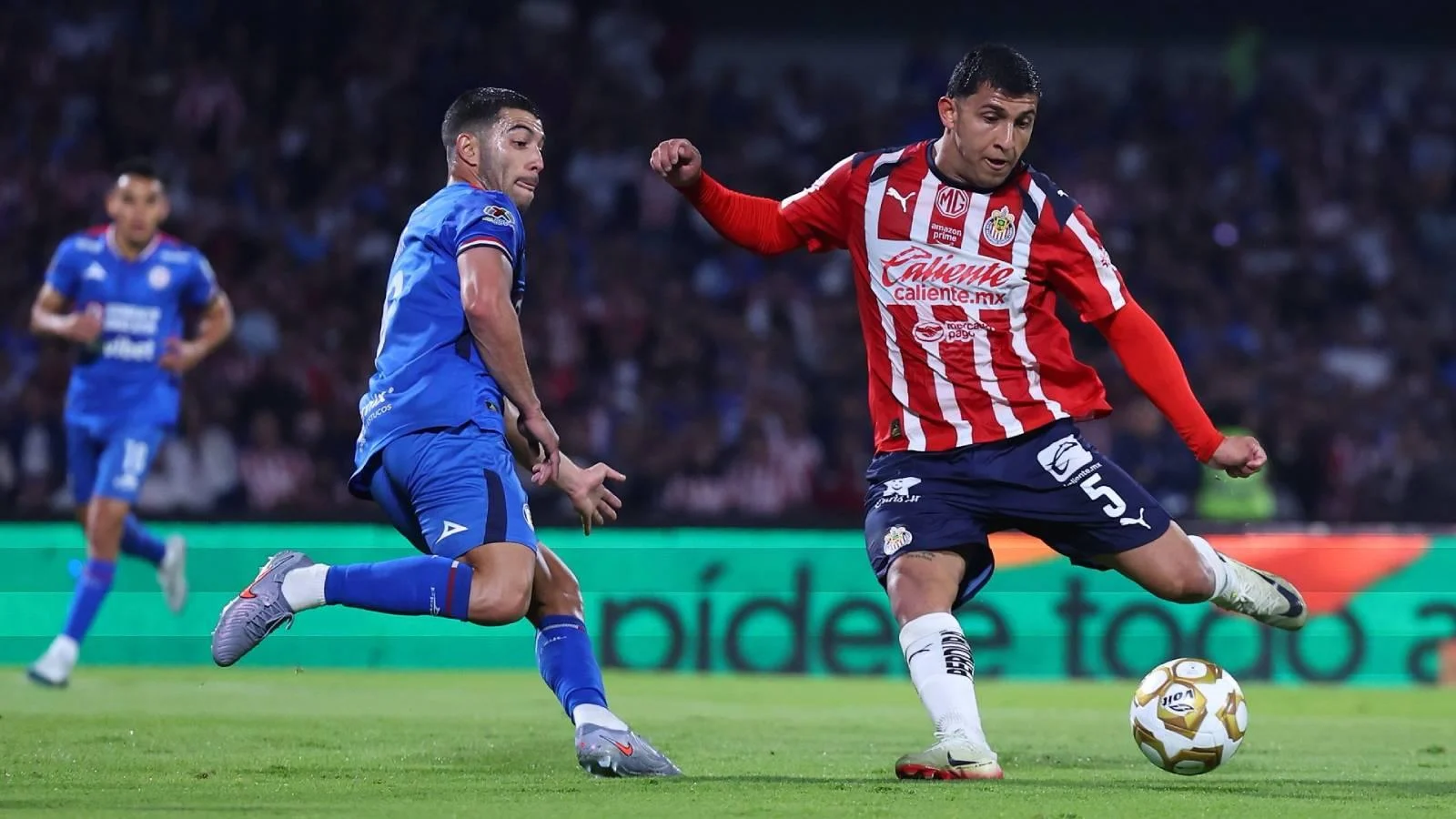 Cruz Azul dan Chivas Guadalajara Bermain Imbang 2-2 di Semifinal Clausura Meksiko
