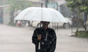 Cuaca Bandung Hari Ini: Hujan Disertai Petir dan Angin Kencang