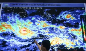 Cuaca Hari Ini: BMKG Prediksi Hujan Lebat dan Gempa di Indonesia