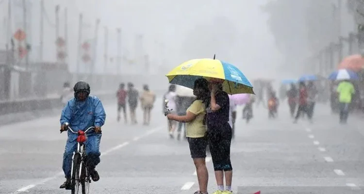 Cuaca Hari Ini: Hujan Mengguyur Jakarta dan Kota Besar Lainnya di Indonesia