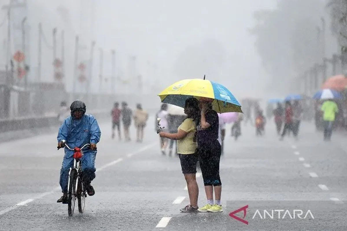Cuaca Hari Ini: Hujan Mengguyur Jakarta dan Kota Besar Lainnya di Indonesia