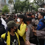 Demo Pendidikan Mahasiswa di Patung Kuda Jakarta Picu Libur Sekolah: 10 Tuntutan BEM SI Mengguncang Hardiknas