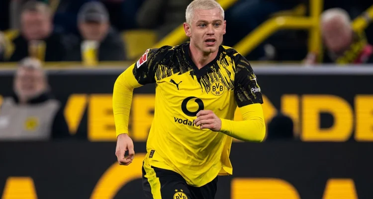 Dortmund Tutup Musim dengan Kemenangan 2-0 atas Werder Bremen