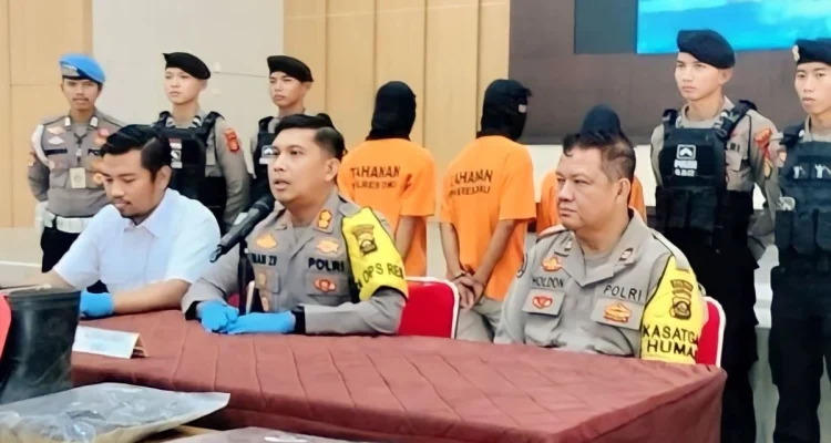 Empat Tersangka Pembunuhan Keluarga di Barito Utara Terancam Hukuman Mati, Bukti CCTV dan Sidik Jari Menguatkan Kasus