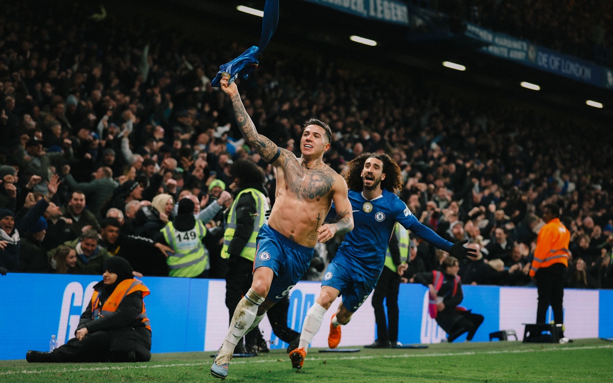 Enzo Fernández Menjadi Pahlawan Chelsea dengan Gol Spektakuler di Anfield
