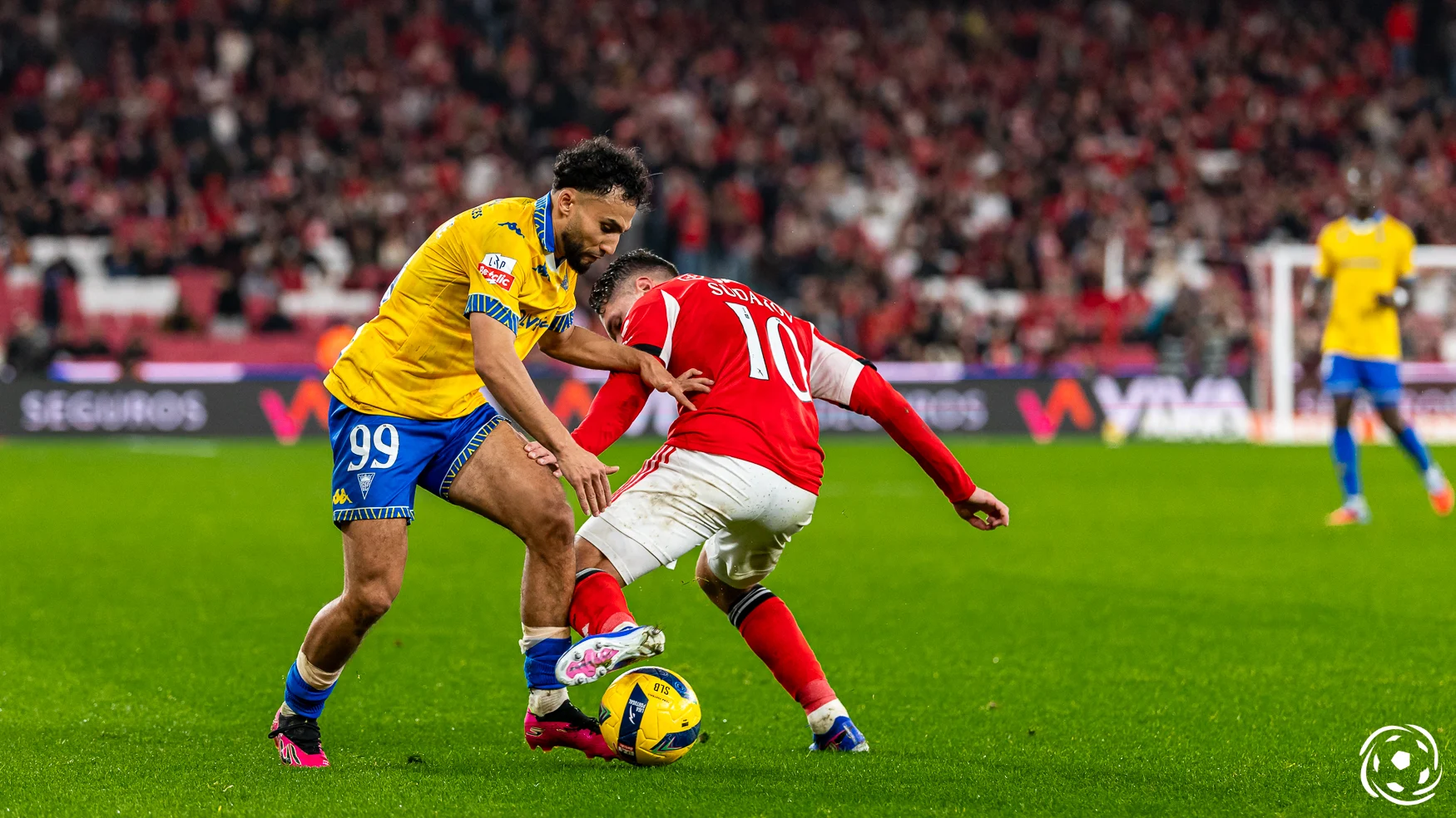 Estoril Praia vs Benfica: Pertarungan Sengit di Liga Portugal