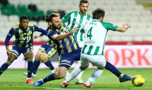 Fenerbahçe Mengalahkan Konyaspor 3-0 di Liga Turki