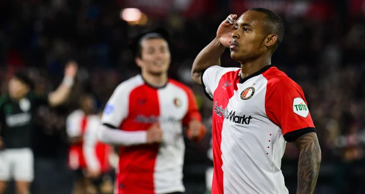Feyenoord Siap Hadapi PEC Zwolle di Laga Terakhir Eredivisie