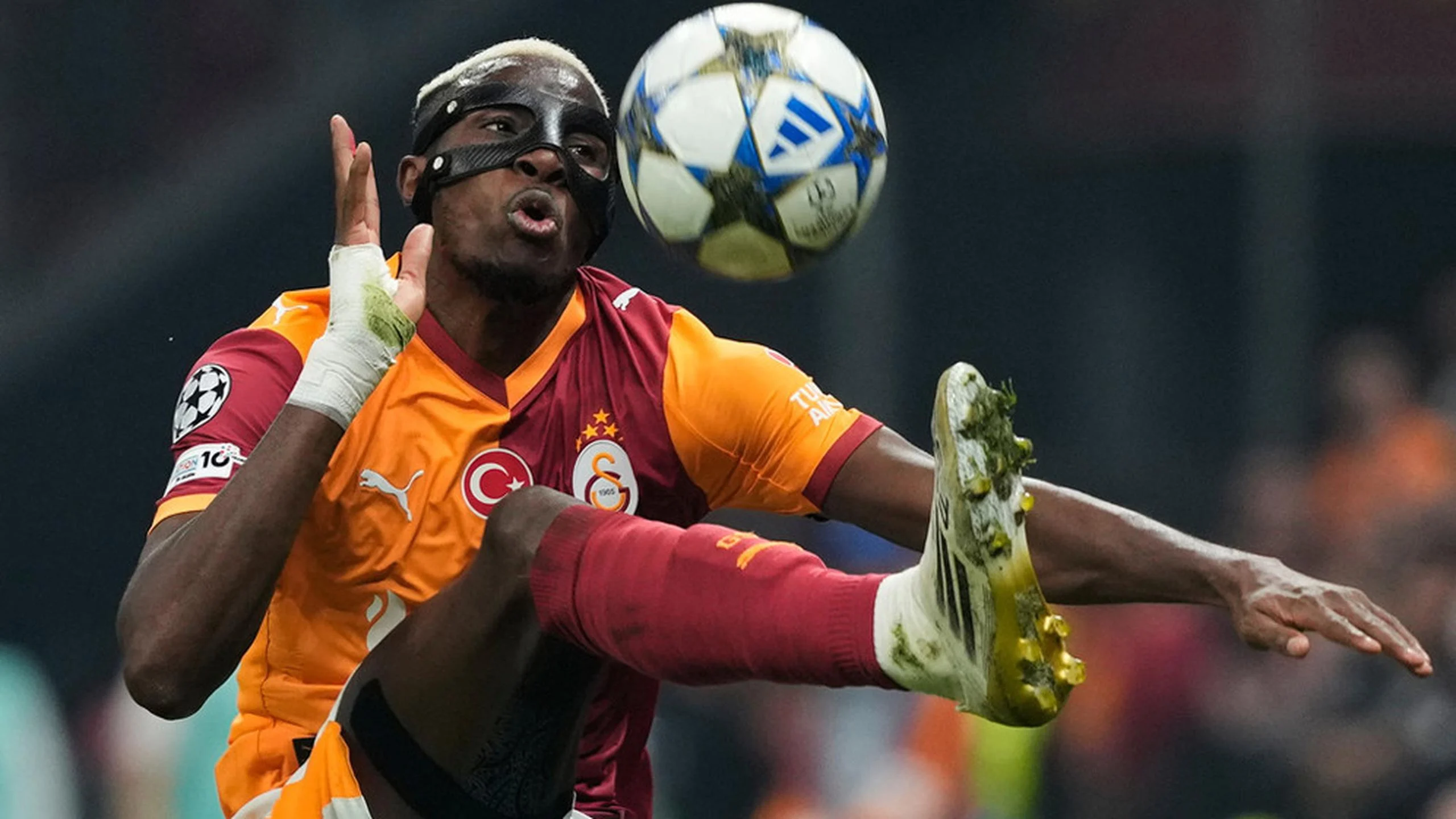 Galatasaray Raih Gelar Juara Liga Turki, Osimhen Pilih Bassey sebagai Bek Terbaik Afrika