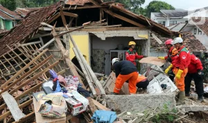 Gempa Hari Ini dan Berita Terkini: Polda Metro Jaya Tembak Pelaku Begal, KPK Sita Uang Ratusan Juta