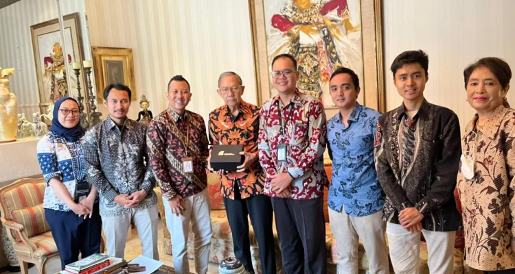 Ginandjar Kartasasmita: Tokoh Berpengaruh dalam Dunia Bisnis dan Politik Indonesia