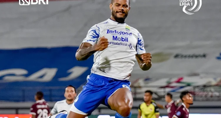 Gol Cepat Matricardi Bawa Persib Bandung Unggul 1-0 Atas PSIM di Babak Pertama Super League 2025/2026