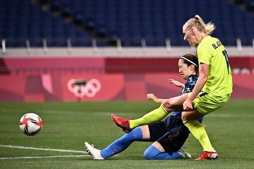 Gol Stina Blackstenius di Menit Ke-93 Membawa Arsenal Menang 1-0 Atas Everton